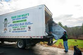 Best Garage Cleanout  in Loretto, TN